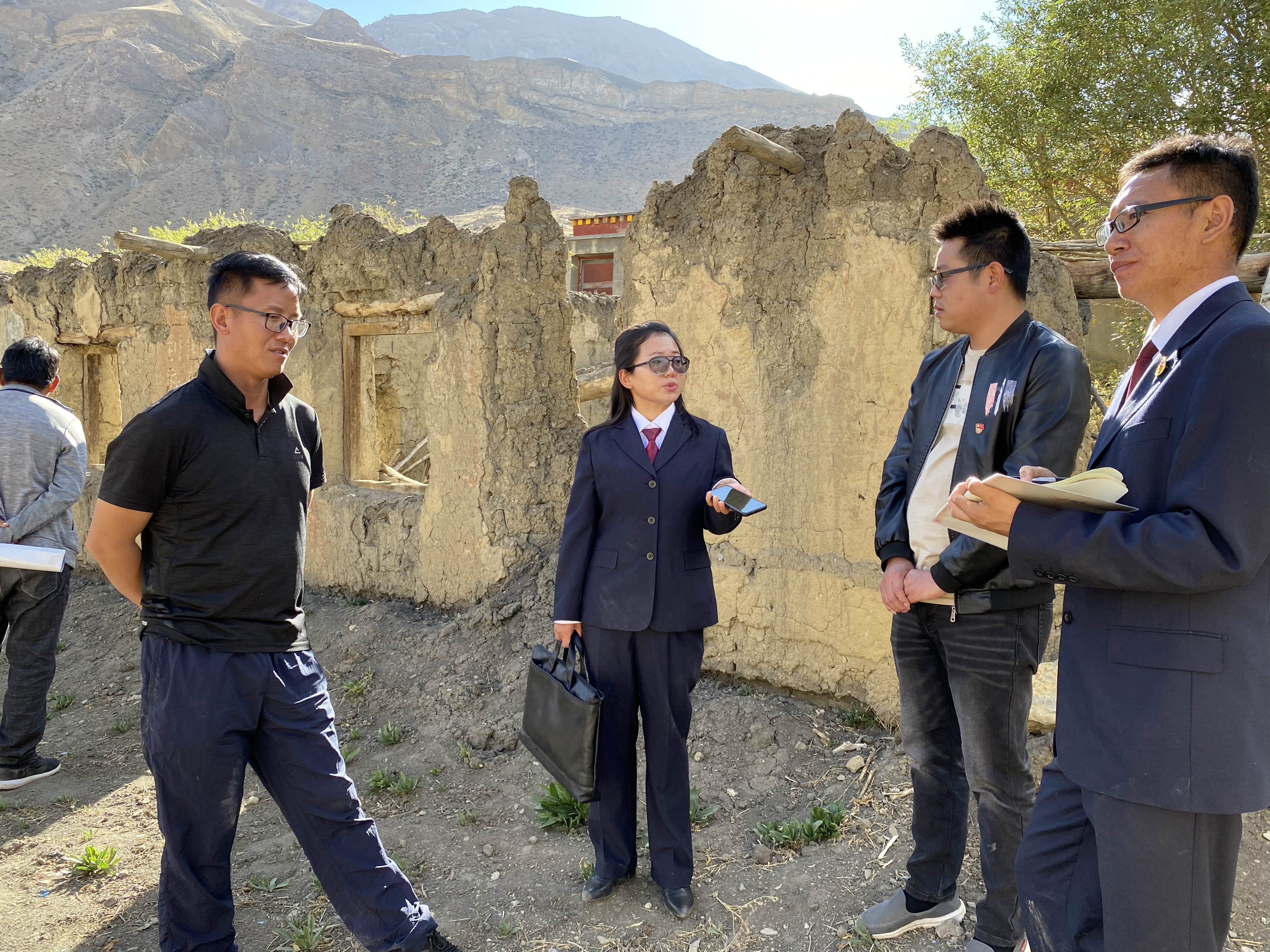 文物调研—萨让行.jpg